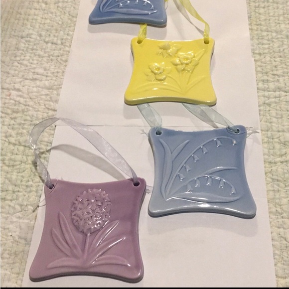 Flower tiles Hanging Decor 4 tiles Purple Blue & yellow Ceramic 5 x 5” Beauties - Picture 8 of 16